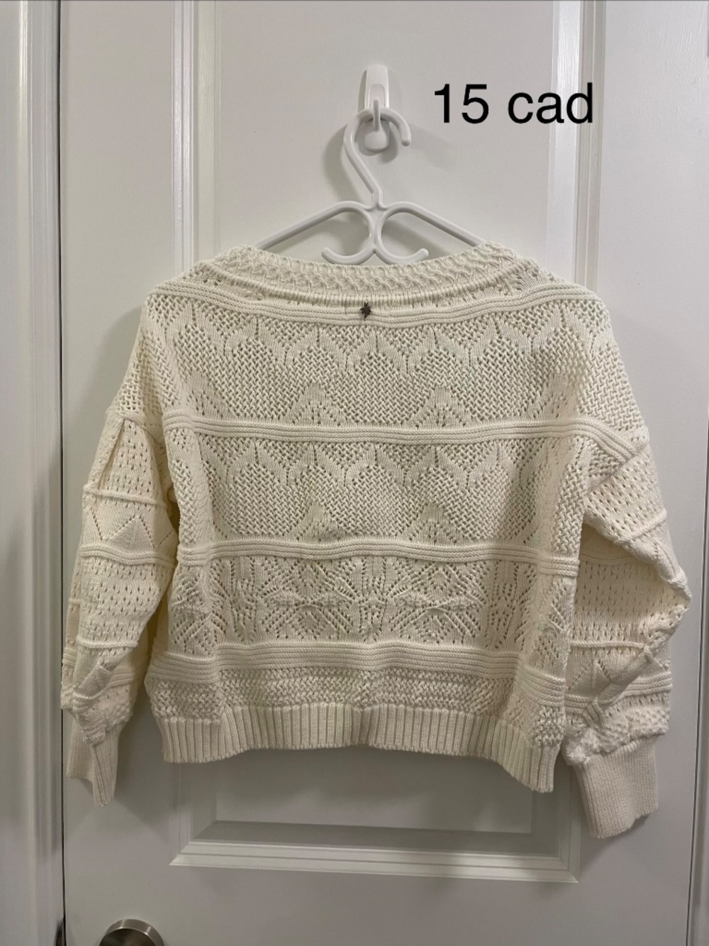 White crochet sweater - Picture 3 of 3